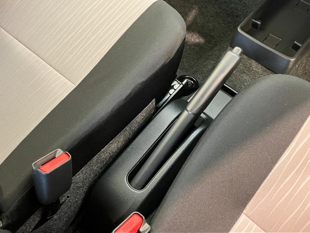 ミライース Ｘ　ＳＡ３　ＬＥＤ　キーレス　届出済未使用車　衝突被害軽減ブレーキ　スマアシ３　コーナーセンサー　バックカメラ（ナビ装着時用）　ＬＥＤヘッドライト　オートライト　電動格納式ミラー　キーレスエントリー　エコアイドル（42枚目）