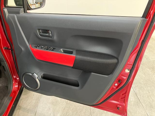 ハスラー Ｊスタイル　ＣＤステレオ　スマートキー　シートヒーター　衝突被害軽減ブレーキ　ＣＤステレオ　オートエアコン　ＨＩＤヘッドランプ　オートライト　前席シートヒーター　スマートキー　電動格納式ミラー　エコアイドル　タイヤ４本新品交換済み（29枚目）