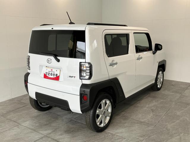 お客様にぴったりなおクルマをお選びいただけますように様々な展示車をご用意致しております！ダイハツの軽自動車だけではなく、他メーカー車やコンパクトカー・ミニバンなども数多く取り揃えております！