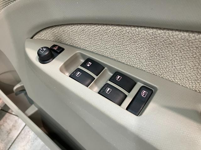 ムーヴ Ｘ　ＣＤステレオ　スマートキー　オートエアコン　エコアイドル　ＣＤステレオ　オートエアコン　マニュアルレベリング　スマートキー　電動格納式ミラー　エコアイドル（18枚目）