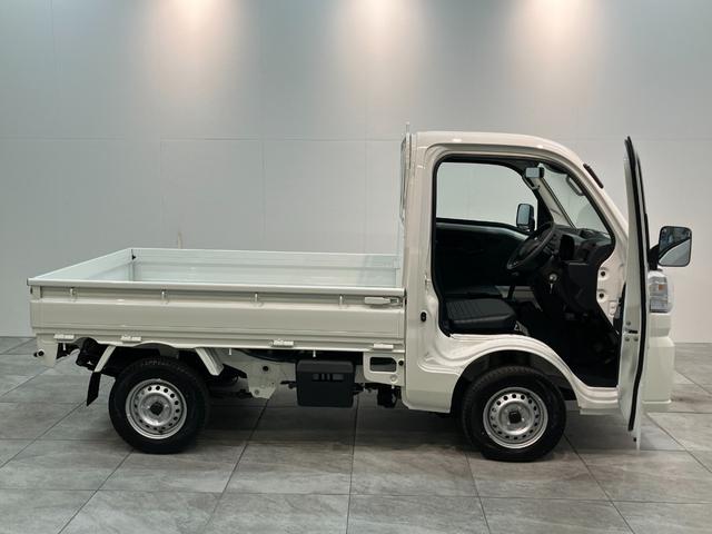 ハイゼットトラック スタンダード 4WD コーナーセンサー 届出済未使用車 衝突被害軽減ブレーキ コーナーセンサー パートタイム4WD AM/FMラジオ マニュアルエアコン マニュアルレベリング オートライト(25枚目)