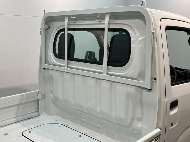 ハイゼットトラック スタンダード 4WD コーナーセンサー 届出済未使用車 衝突被害軽減ブレーキ コーナーセンサー パートタイム4WD AM/FMラジオ マニュアルエアコン マニュアルレベリング オートライト(31枚目)