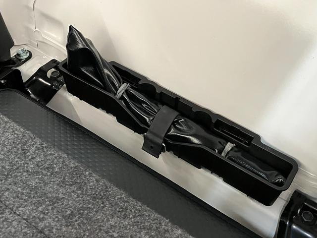 ハイゼットトラック スタンダード 4WD コーナーセンサー 届出済未使用車 衝突被害軽減ブレーキ コーナーセンサー パートタイム4WD AM/FMラジオ マニュアルエアコン マニュアルレベリング オートライト(64枚目)