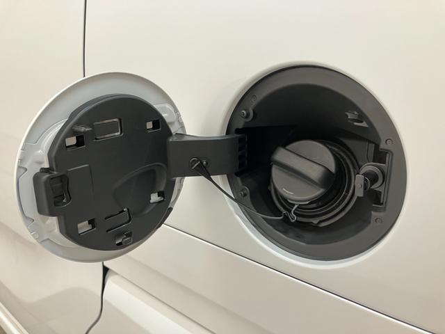 タント カスタムＲＳ　９型ディスプレイオーディオ　届出済未使用車　衝突被害軽減ブレーキ　コーナーセンサー　９型ディスプレイオーディオ　フルセグ　Ｂｌｕｅｔｏｏｔｈ　ＵＳＢ　バックカメラ　両側電動スライドドア　前席シートヒーター　ＬＥＤ　スマートキー　電動パーキング（27枚目）