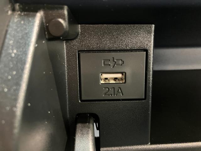 タント カスタムＲＳ　９型ディスプレイオーディオ　届出済未使用車　衝突被害軽減ブレーキ　コーナーセンサー　９型ディスプレイオーディオ　フルセグ　Ｂｌｕｅｔｏｏｔｈ　ＵＳＢ　バックカメラ　両側電動スライドドア　前席シートヒーター　ＬＥＤ　スマートキー　電動パーキング（57枚目）