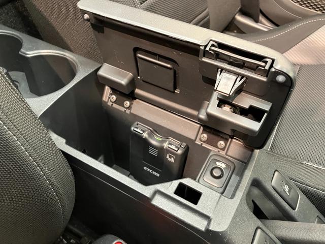 コペン セロ フルセグナビ バックカメラ ドラレコ 車検整備付 電動オープンルーフ フルセグナビ DVD再生 Bluetooth USB ドライブレコーダー ETC バックカメラ シートヒーター LEDヘッドライト オートライト スマートキー オートエアコン(67枚目)