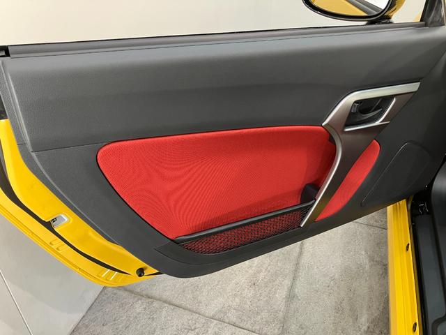 コペン ローブ ターボ CDステレオ シートヒーター LED 電動オープンルーフ CDステレオ USB シートヒーター LEDヘッドライト オートライト スマートキー オートエアコン エコアイドル エクスプレイ仕様アルミ(46枚目)