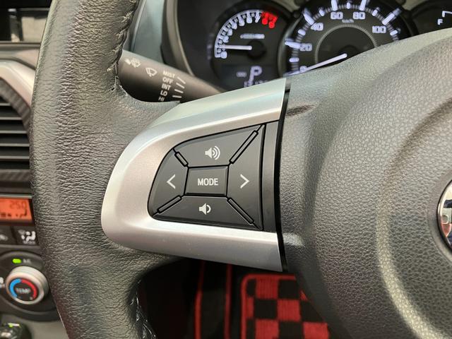 コペン ローブ ターボ CDステレオ シートヒーター LED 電動オープンルーフ CDステレオ USB シートヒーター LEDヘッドライト オートライト スマートキー オートエアコン エコアイドル エクスプレイ仕様アルミ(57枚目)