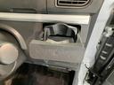 お客様にぴったりなおクルマをお選びいただけますように様々な展示車をご用意致しております!ダイハツの軽自動車だけではなく、他メーカー車やコンパクトカー・ミニバンなども数多く取り揃えております!