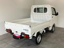 ハイゼットトラック スタンダード　パートタイム４ＷＤ　５ＭＴ　届出済未使用車　衝突被害軽減ブレーキ　コーナーセンサー　パートタイム４ＷＤ　ＡＭ／ＦＭラジオ　エアコン　パワステ　マニュアルレベリング　オートライト（2枚目）
