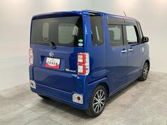 お客様にぴったりなおクルマをお選びいただけますように様々な展示車をご用意致しております！ダイハツの軽自動車だけではなく、他メーカー車やコンパクトカー・ミニバンなども数多く取り揃えております！ 3