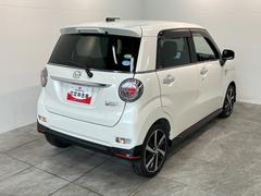 お客様にぴったりなおクルマをお選びいただけますように様々な展示車をご用意致しております！ダイハツの軽自動車だけではなく、他メーカー車やコンパクトカー・ミニバンなども数多く取り揃えております！ 3