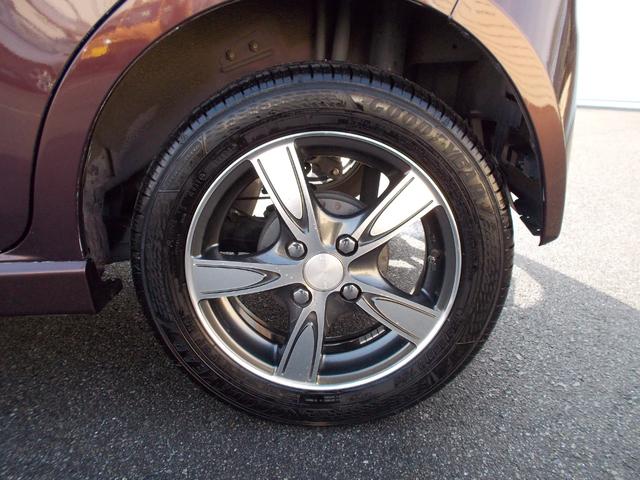カスタム X フルセグナビ スマートキー ワンオーナー 禁煙車 リアスポイラー オートエアコン CVT ウィンカー付き電動格納ドアミラー HIDヘッドライト フロアマット サイドドアバイザー(22枚目)