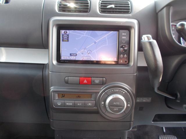 カスタム X フルセグナビ スマートキー ワンオーナー 禁煙車 リアスポイラー オートエアコン CVT ウィンカー付き電動格納ドアミラー HIDヘッドライト フロアマット サイドドアバイザー(42枚目)