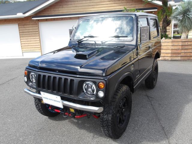 ジムニー ランドベンチャー　最終型　リビルトエンジン搭載　全塗装済み　リフトアップ　新品ＴＯＹＯ製Ｒ／Ｔタイヤ　新品シートカバー　社外前後バンパー　タンクガード　アルミホイール　フロントグリル　純正ＡＢＳ　ナルディーステアリング（6枚目）