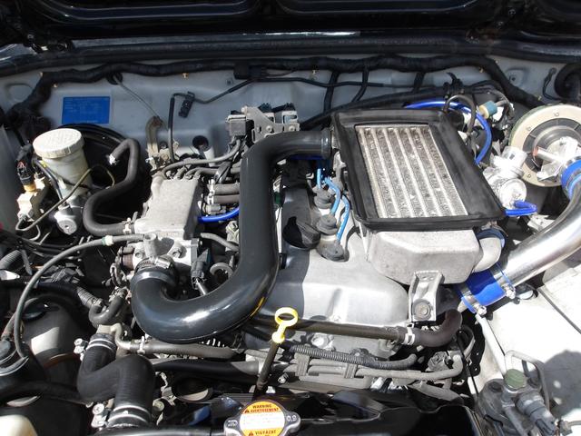 ジムニー ランドベンチャー　最終型　リビルトエンジン搭載　全塗装済み　リフトアップ　新品ＴＯＹＯ製Ｒ／Ｔタイヤ　新品シートカバー　社外前後バンパー　タンクガード　アルミホイール　フロントグリル　純正ＡＢＳ　ナルディーステアリング（19枚目）