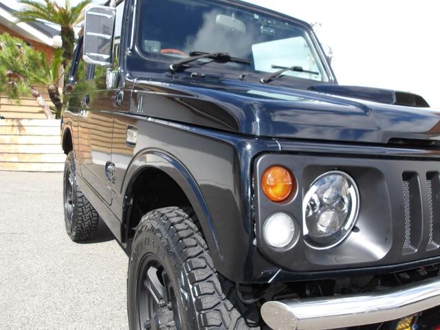 ジムニー ランドベンチャー　最終型　リビルトエンジン搭載　全塗装済み　リフトアップ　新品ＴＯＹＯ製Ｒ／Ｔタイヤ　新品シートカバー　社外前後バンパー　タンクガード　アルミホイール　フロントグリル　純正ＡＢＳ　ナルディーステアリング（30枚目）