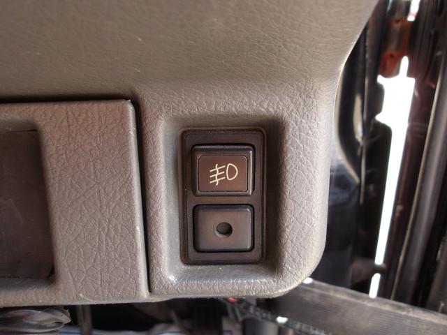 ジムニー ランドベンチャー　最終型　リビルトエンジン搭載　全塗装済み　リフトアップ　新品ＴＯＹＯ製Ｒ／Ｔタイヤ　新品シートカバー　社外前後バンパー　タンクガード　アルミホイール　フロントグリル　純正ＡＢＳ　ナルディーステアリング（61枚目）