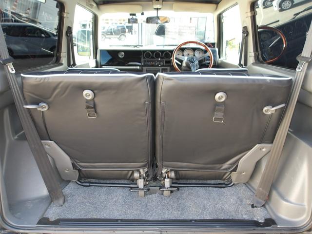 ジムニー ランドベンチャー　最終型　リビルトエンジン搭載　全塗装済み　リフトアップ　新品ＴＯＹＯ製Ｒ／Ｔタイヤ　新品シートカバー　社外前後バンパー　タンクガード　アルミホイール　フロントグリル　純正ＡＢＳ　ナルディーステアリング（63枚目）
