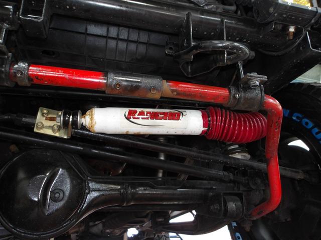 ジムニー ランドベンチャー　最終型　リビルトエンジン搭載　全塗装済み　リフトアップ　新品ＴＯＹＯ製Ｒ／Ｔタイヤ　新品シートカバー　社外前後バンパー　タンクガード　アルミホイール　フロントグリル　純正ＡＢＳ　ナルディーステアリング（66枚目）