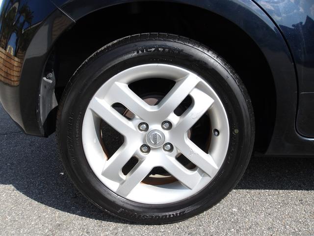 キューブ 15G フルセグナビ ETC 1オーナー 禁煙車 純正HIDヘッドライト アルミホイール インテリキー フロアマット ドアバイザー CVT オートエアコン(21枚目)