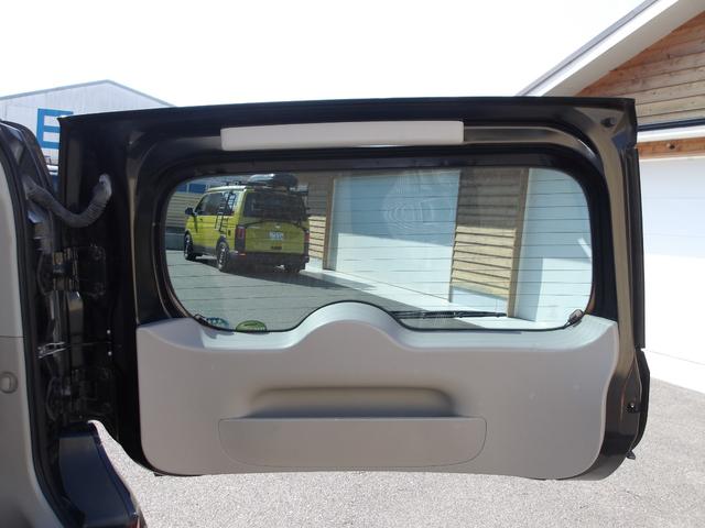 キューブ 15G フルセグナビ ETC 1オーナー 禁煙車 純正HIDヘッドライト アルミホイール インテリキー フロアマット ドアバイザー CVT オートエアコン(52枚目)