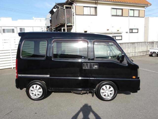 ディアスワゴン スーパーチャージャー　４ＷＤ　タフパッケージ　ハイルーフ　撥水シート　フォグライト　リアヒーター　両側スライドドア　プライバシーガラス　リアスポイラー　フロアマット　ドアバイザー　ＡＢＳ　Ｗエアバック（4枚目）