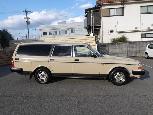 240ワゴン 240GLワゴン 全塗装済み色替え車両 リアスモールウィンドウ ナルディーウッドステアリング ETC エアコン パワステ(4枚目)