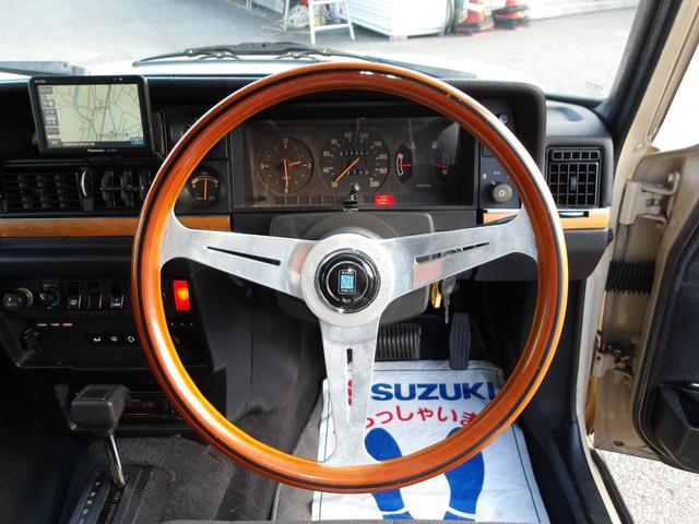 240ワゴン 240GLワゴン 全塗装済み色替え車両 リアスモールウィンドウ ナルディーウッドステアリング ETC エアコン パワステ(13枚目)