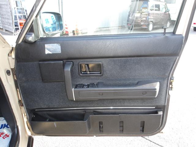 240ワゴン 240GLワゴン 全塗装済み色替え車両 リアスモールウィンドウ ナルディーウッドステアリング ETC エアコン パワステ(39枚目)