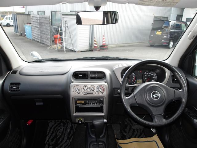 テリオスキッド カスタムＬ　４ＷＤ　ターボ　リアスポイラー　キーレスキー　プライバシーガラス　フロアマット　ドアバイザー　電動（9枚目）