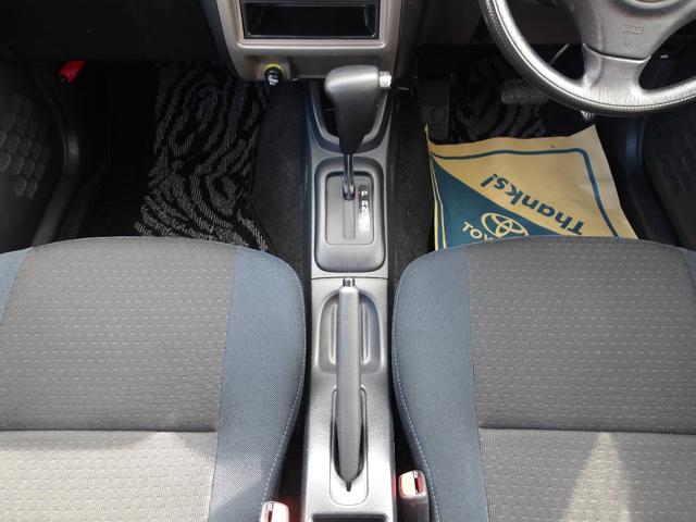 テリオスキッド カスタムＬ　４ＷＤ　ターボ　リアスポイラー　キーレスキー　プライバシーガラス　フロアマット　ドアバイザー　電動（15枚目）