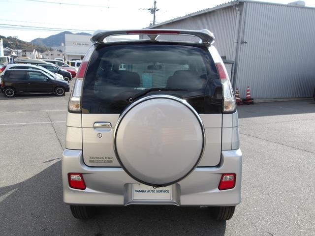 テリオスキッド カスタムＬ　４ＷＤ　ターボ　リアスポイラー　キーレスキー　プライバシーガラス　フロアマット　ドアバイザー　電動（25枚目）