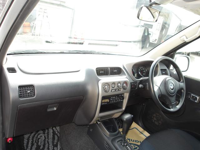 テリオスキッド カスタムＬ　４ＷＤ　ターボ　リアスポイラー　キーレスキー　プライバシーガラス　フロアマット　ドアバイザー　電動（42枚目）