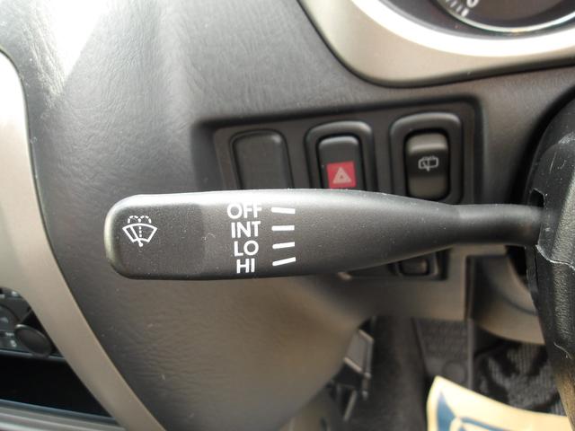 テリオスキッド カスタムＬ　４ＷＤ　ターボ　リアスポイラー　キーレスキー　プライバシーガラス　フロアマット　ドアバイザー　電動（45枚目）