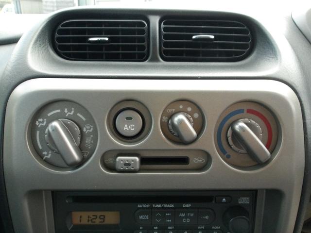 テリオスキッド カスタムＬ　４ＷＤ　ターボ　リアスポイラー　キーレスキー　プライバシーガラス　フロアマット　ドアバイザー　電動（49枚目）