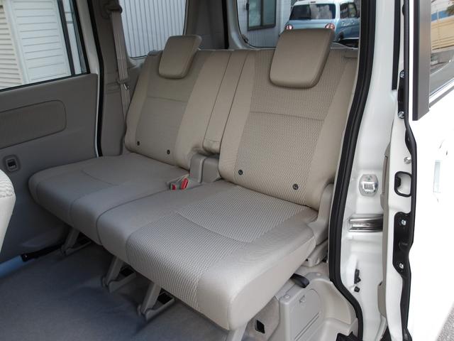 エブリイワゴン PZターボ ハイルーフ 4WD 現行型 届出済未使用車 電動スライドドア LEDヘッドライト スマートキー2本 USBポート 革巻きステアリング(12枚目)