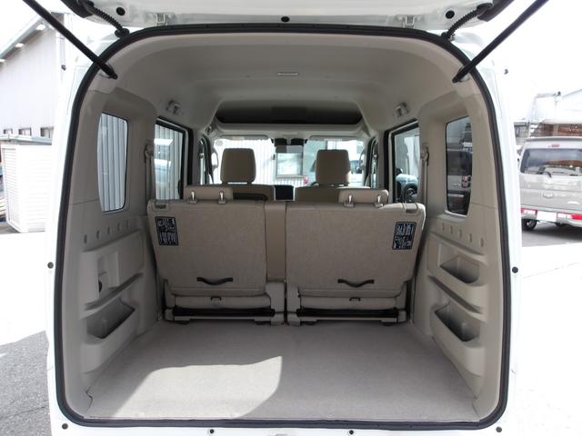 エブリイワゴン PZターボ ハイルーフ 4WD 現行型 届出済未使用車 電動スライドドア LEDヘッドライト スマートキー2本 USBポート 革巻きステアリング(19枚目)