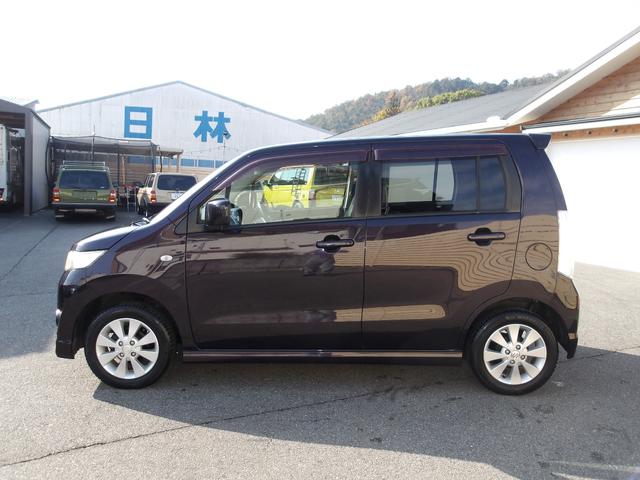 ワゴンＲスティングレー Ｘ　ＨＩＤヘッドライト　電動格納ドアミラー　スマートキー２本　ＥＴＣ　ＡＡＣ　ＣＶＴ　フロアマット　ドアバイザー　リアスポイラー（5枚目）