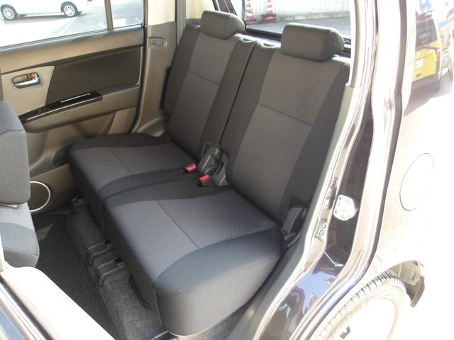 ワゴンＲスティングレー Ｘ　ＨＩＤヘッドライト　電動格納ドアミラー　スマートキー２本　ＥＴＣ　ＡＡＣ　ＣＶＴ　フロアマット　ドアバイザー　リアスポイラー（12枚目）