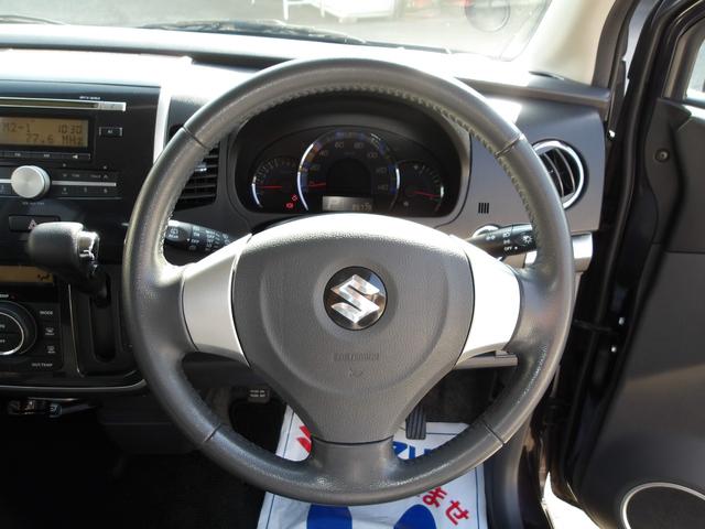 ワゴンＲスティングレー Ｘ　ＨＩＤヘッドライト　電動格納ドアミラー　スマートキー２本　ＥＴＣ　ＡＡＣ　ＣＶＴ　フロアマット　ドアバイザー　リアスポイラー（13枚目）