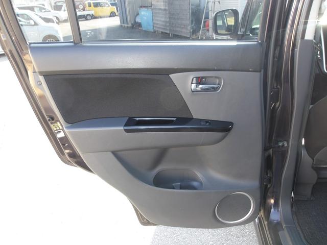 ワゴンＲスティングレー Ｘ　ＨＩＤヘッドライト　電動格納ドアミラー　スマートキー２本　ＥＴＣ　ＡＡＣ　ＣＶＴ　フロアマット　ドアバイザー　リアスポイラー（43枚目）