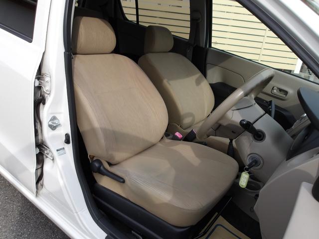 ミラ Ｘ　５ＭＴ　エアコン　パワステ　Ｗエアバック　ＡＢＳ　電動格納ドアミラー　キーレスキー　プライバシーガラス　フロアマット　サイドドバイザー（10枚目）