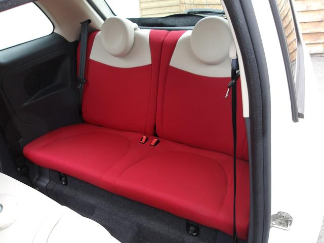 500 ツインエア ポップ 1オーナー 禁煙車 キーレスキー 5速オートマ フロアマット 革巻きステアリング エアコン パワステ パワーウィンドウ ターボ ナビ(12枚目)