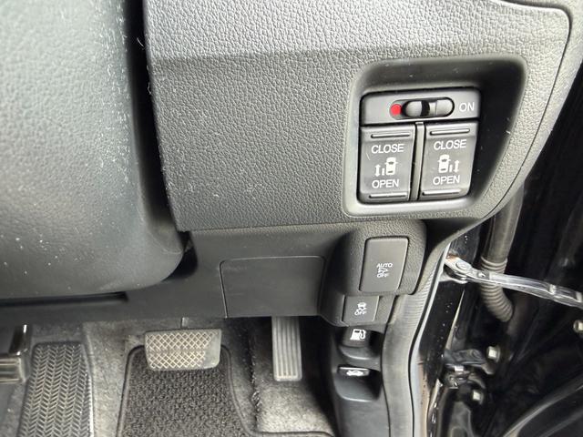 N-BOXカスタム G・ターボLパッケージ 両側パーワスライドソア ナビゲーションシステム バックカメラ TV Bluetooth 純正アルミ キーレス2 ドライブレコーダーシステム ETC パワステ パワーウィンドウ(11枚目)