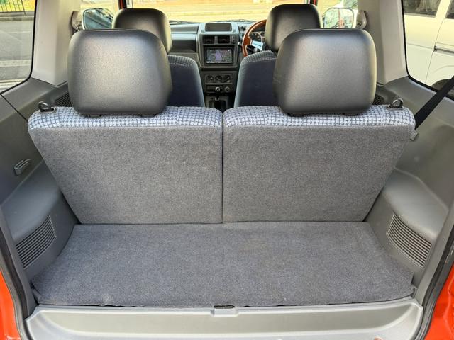 パジェロミニ Ｖ　凹みあり車両　売切御免　タイミングベルト交換　５ＭＴ　４ＷＤ　ナブゲーション　リフトアップ　社外アルミ　ターボタイマー　過給機メーター　キーレス　ＥＴＣ　オリジナル塗装（18枚目）