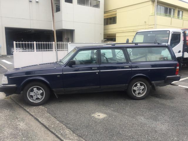 ２４０ＧＬＥワゴン　１３０馬力・ＧＬＥ限定車・ブルーインテリア・ターボホイール・(9枚目)