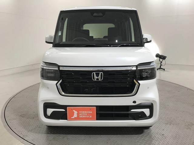 Ｎ－ＢＯＸカスタム ベースグレード　軽自動車　届出済未使用車　衝突被害軽減ブレーキ　エアコン　エアバッグ　パワステ　パワーウィンドウ　アイドリングストップ　ＡＢＳ　スマートキー　電動スライドドア（8枚目）
