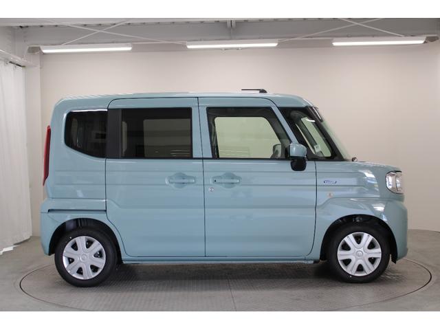 スペーシア ハイブリッドＧ　軽自動車　届出済未使用車　衝突被害軽減ブレーキ　アイドリングストップシステム　スマートキー　フルフラットシート　ベンチシート　両側スライドドア　パワーウィンドウ　パワーステアリング　運転席エアバック（10枚目）