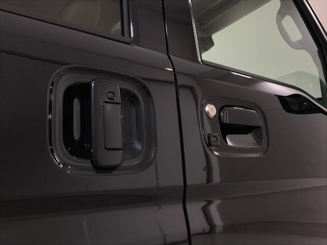 エブリイワゴン PZターボスペシャル 軽自動車 届出済未使用車 衝突被害軽減ブレーキ アイドリングストップシステム 両側電動スライドドア スマートキー シートヒーター フルフラットシート パワーウィンドウ パワーステアリング ABS(19枚目)